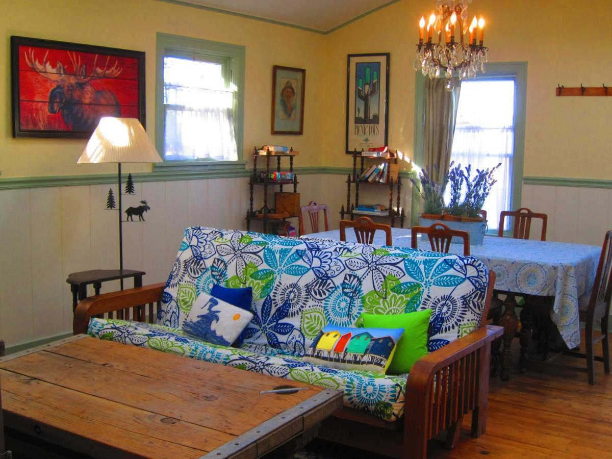 Clementine'S Guest House & Vacation Rentals Астория Екстериор снимка