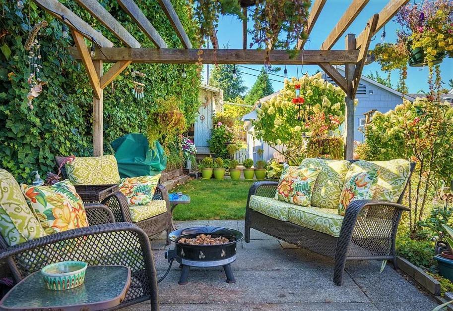 Clementine'S Guest House & Vacation Rentals Астория Екстериор снимка